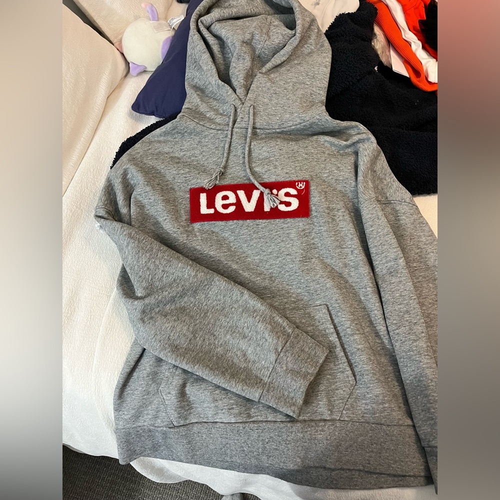 Terry cloth Levi’s logo sweatshirt size small